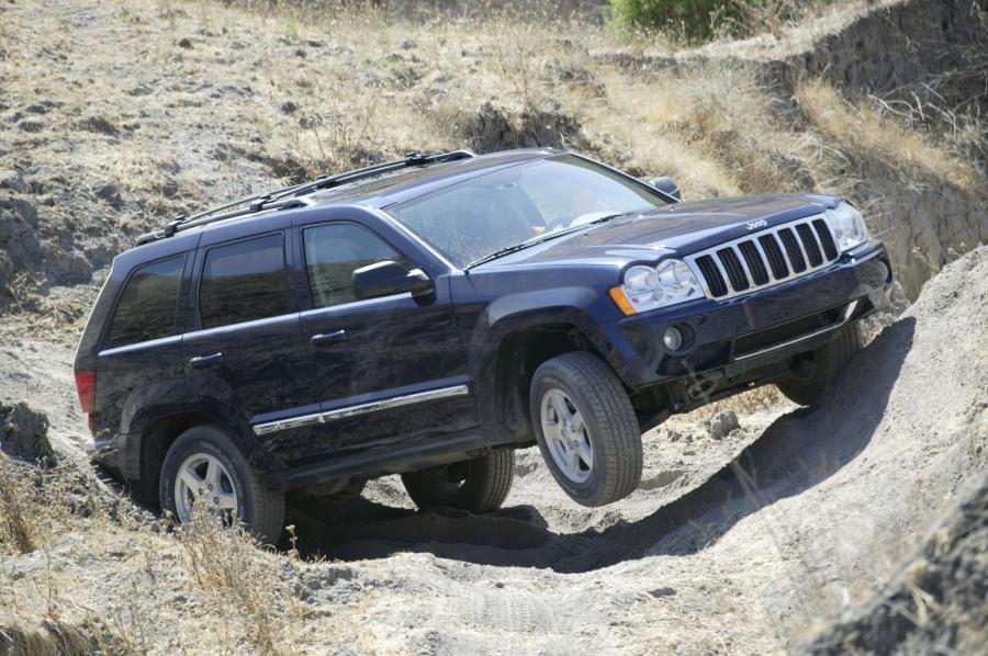  Jeep Grand Cherokee 2005 года  (фото 100 из 133)